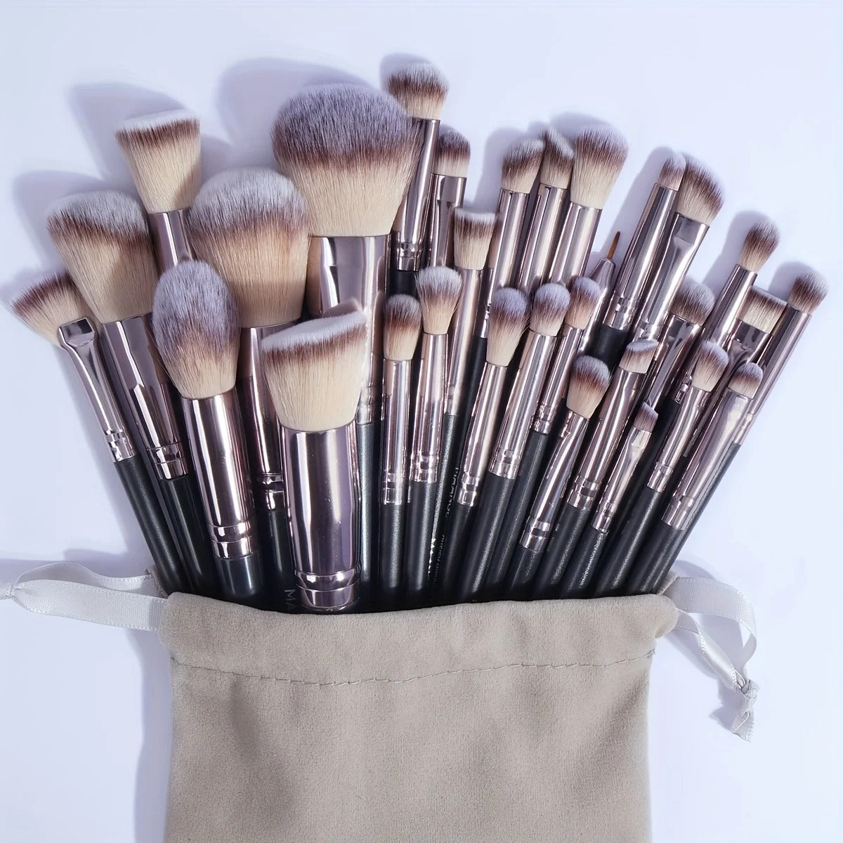 30pcs Professional Makeup Brush Set Foundation
